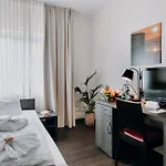 Bloemfontein 3*