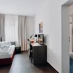 Bloemfontein 3*
