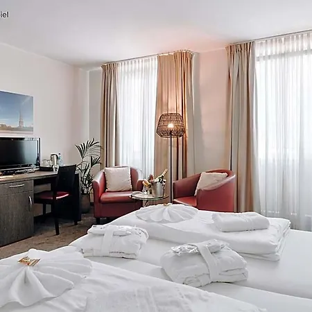 Отель Bloemfontein 3*